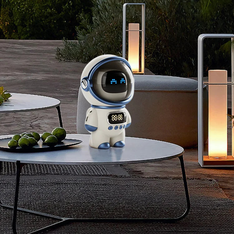 Astronaut LED Night Light Bluetooth Speaker with FM Radio – Portable Music Lamp