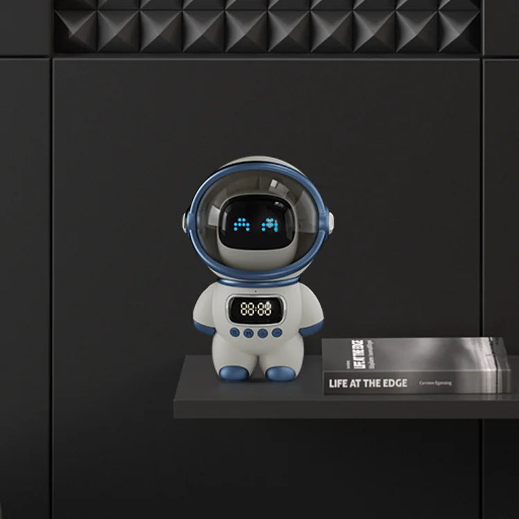 Astronaut LED Night Light Bluetooth Speaker with FM Radio – Portable Music Lamp