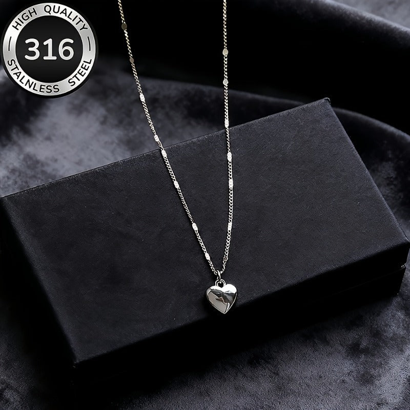 Elegant Golden Heart Necklace for Women – Hypoallergenic Stainless Steel Pendant