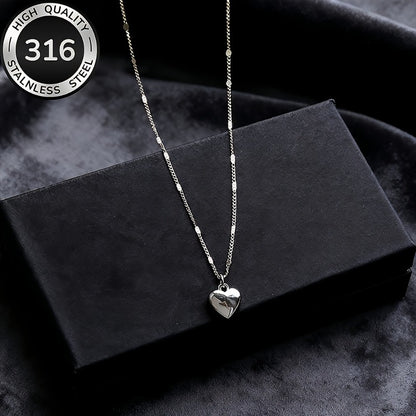 Elegant Golden Heart Necklace for Women – Hypoallergenic Stainless Steel Pendant